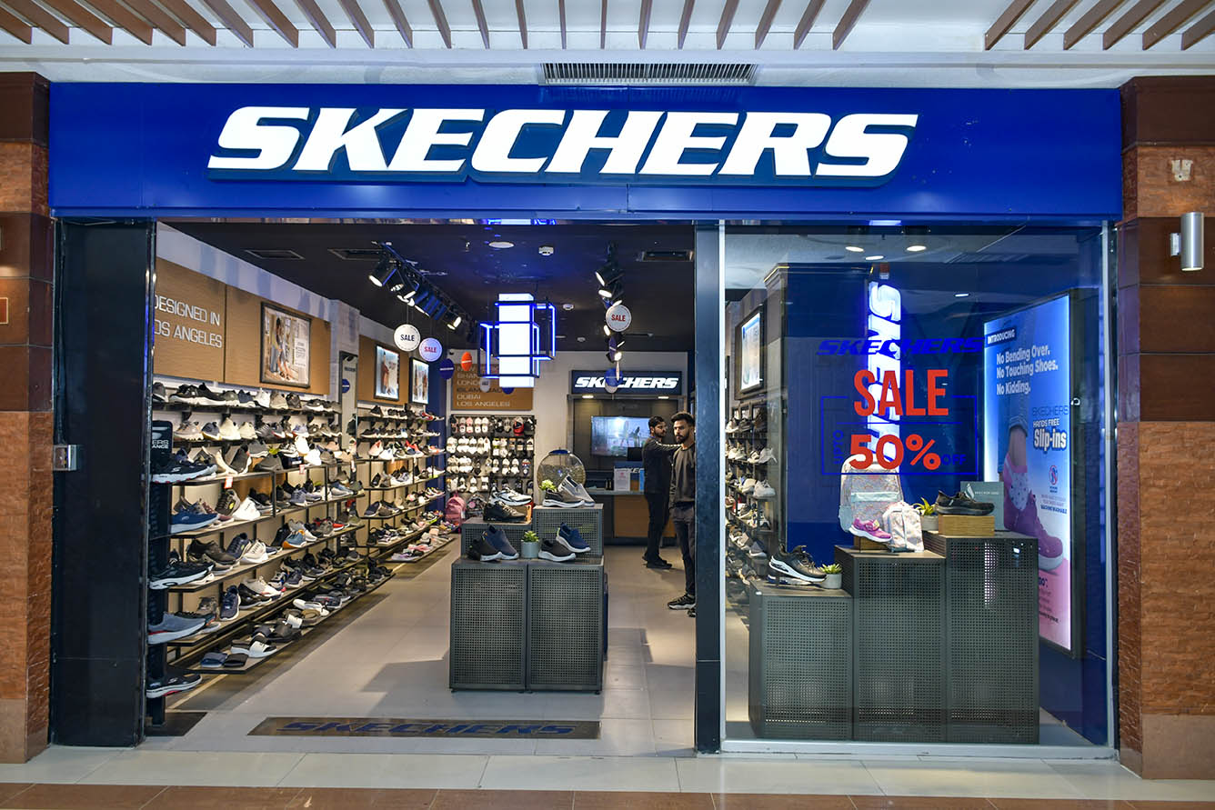 skechers